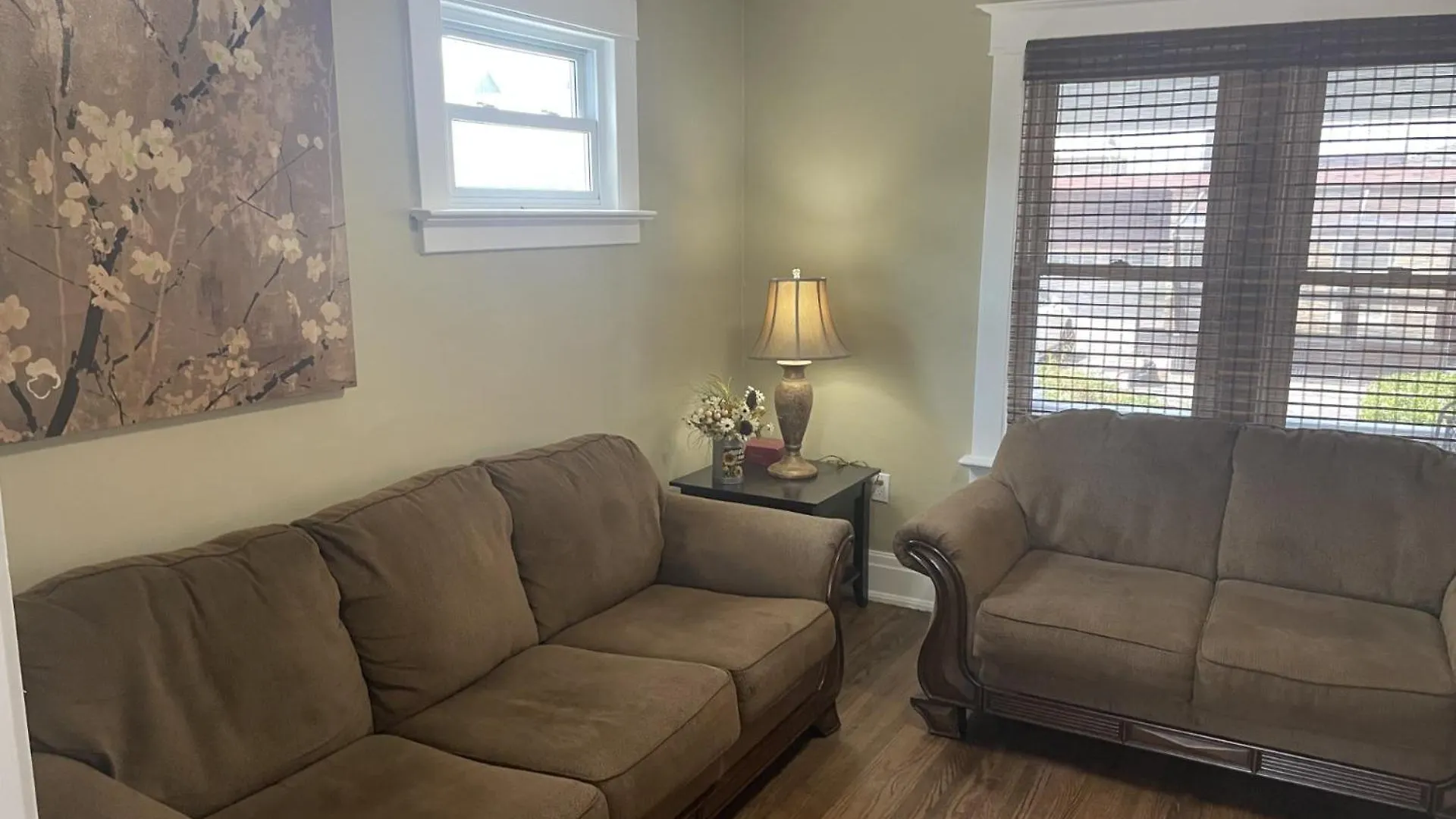 Exceptionally Close To The Falls Amazing Location & Complimentary Breakfast Delivered Daily To The Rental Niagara Falls 0*,  Canada